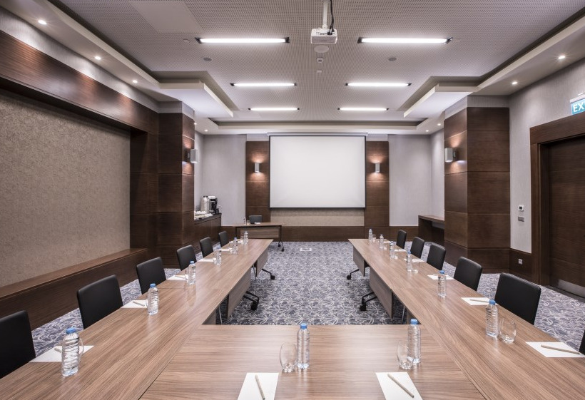 Delta Hotels By Marriott Istanbul Levent Zewnętrze zdjęcie